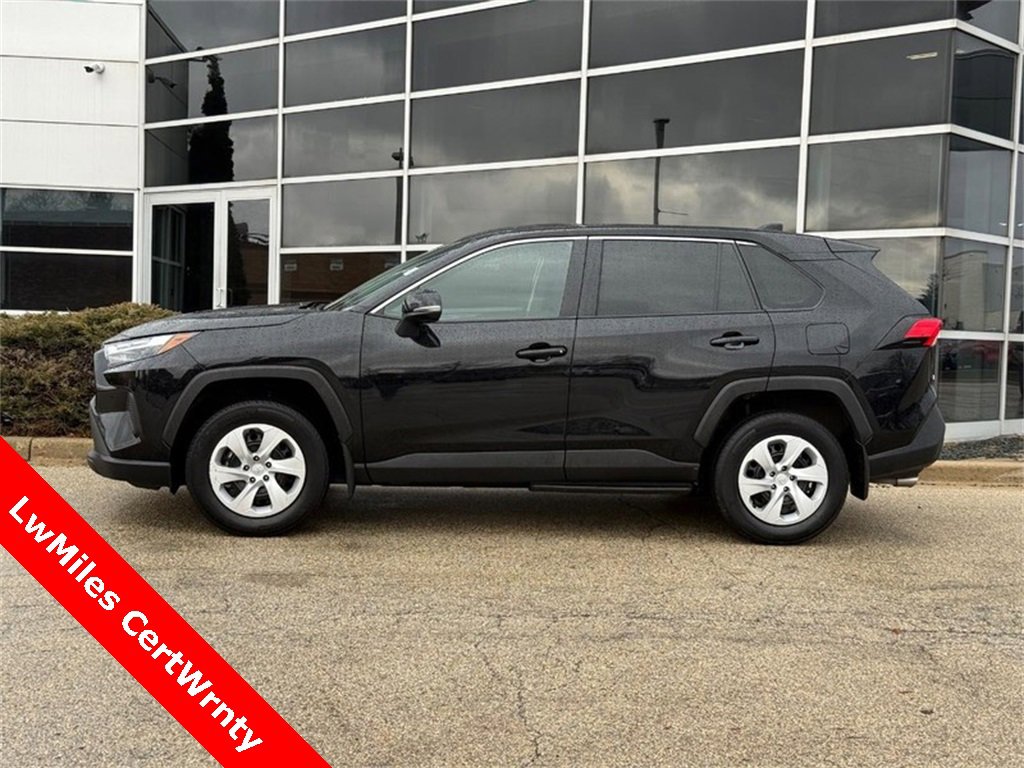 Used 2025 Toyota RAV4 LE image 6