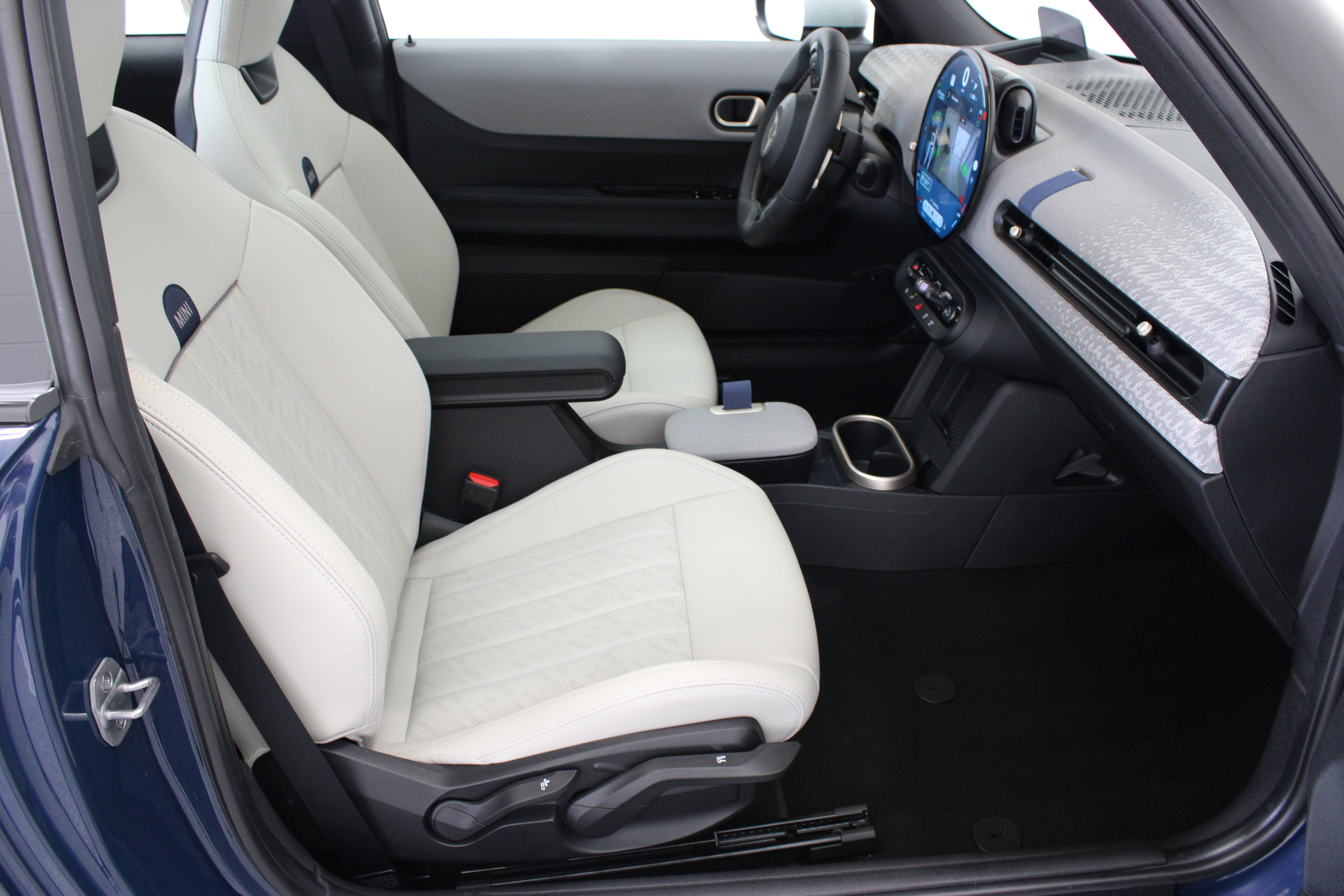 Used 2026 MINI Cooper S FWD image 29
