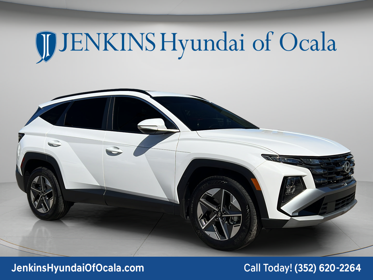 Certified 2025 Hyundai Tucson SEL AWD/4WD image 1
