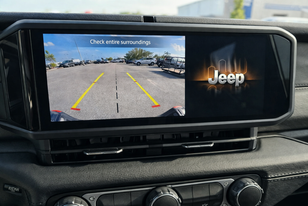 Used 2026 Jeep Gladiator Mojave AWD/4WD image 21