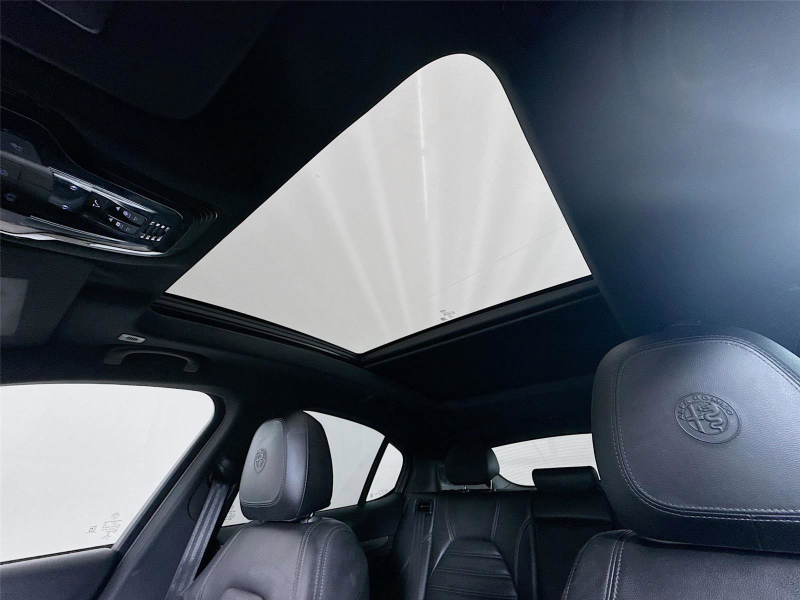 Used 2019 Alfa Romeo Stelvio Ti Sport w/ Quick Order Package 22S Sport AWD/4WD image 20