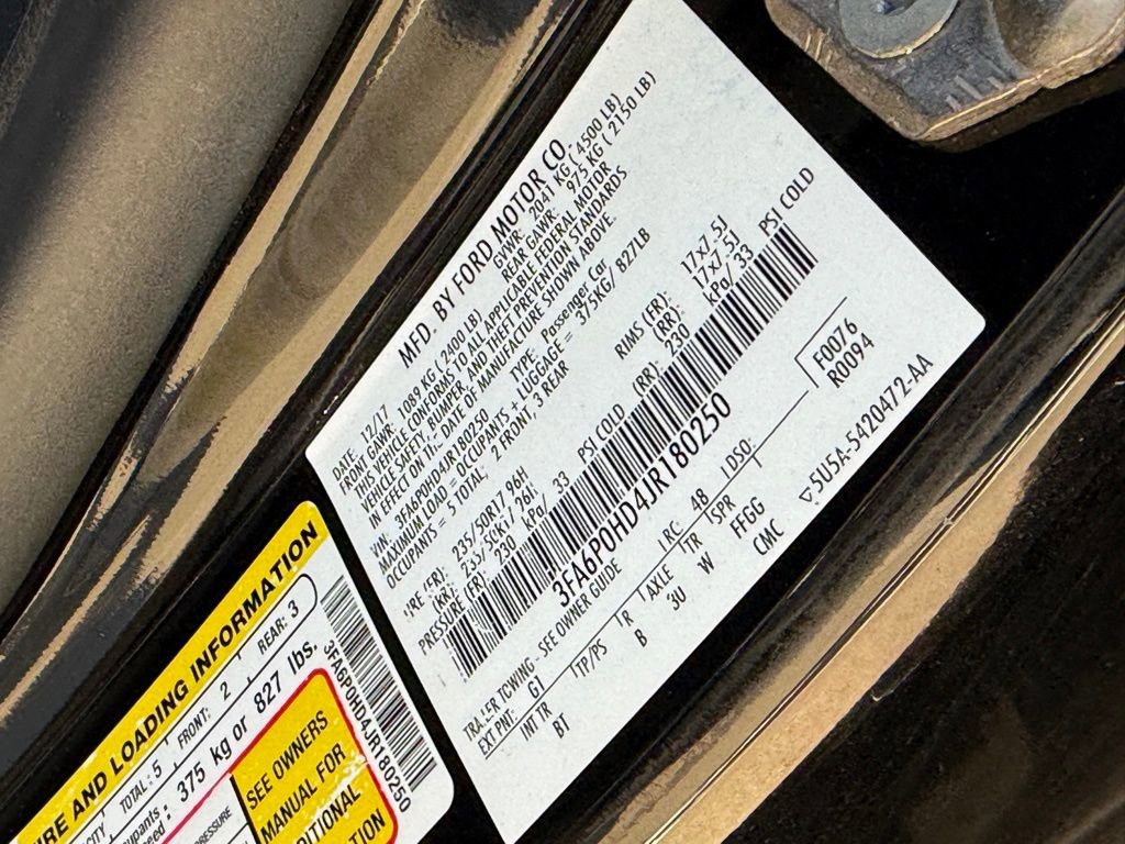 Used 2018 Ford Fusion SE w/ Fusion SE Technology Package FWD image 10
