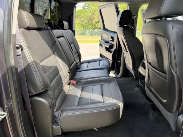 Used 2015 GMC Sierra 2500 Denali w/ Duramax Plus Package AWD/4WD image 13