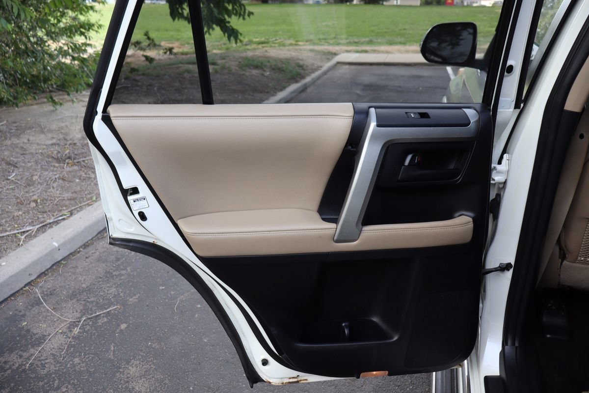 Used 2011 Toyota 4Runner Limited AWD/4WD image 26