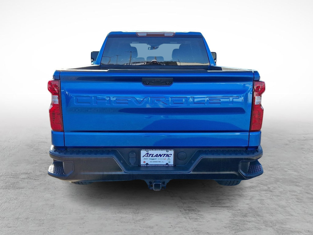 Used 2022 Chevrolet Silverado 1500 W/T w/ WT Value Package AWD/4WD image 4