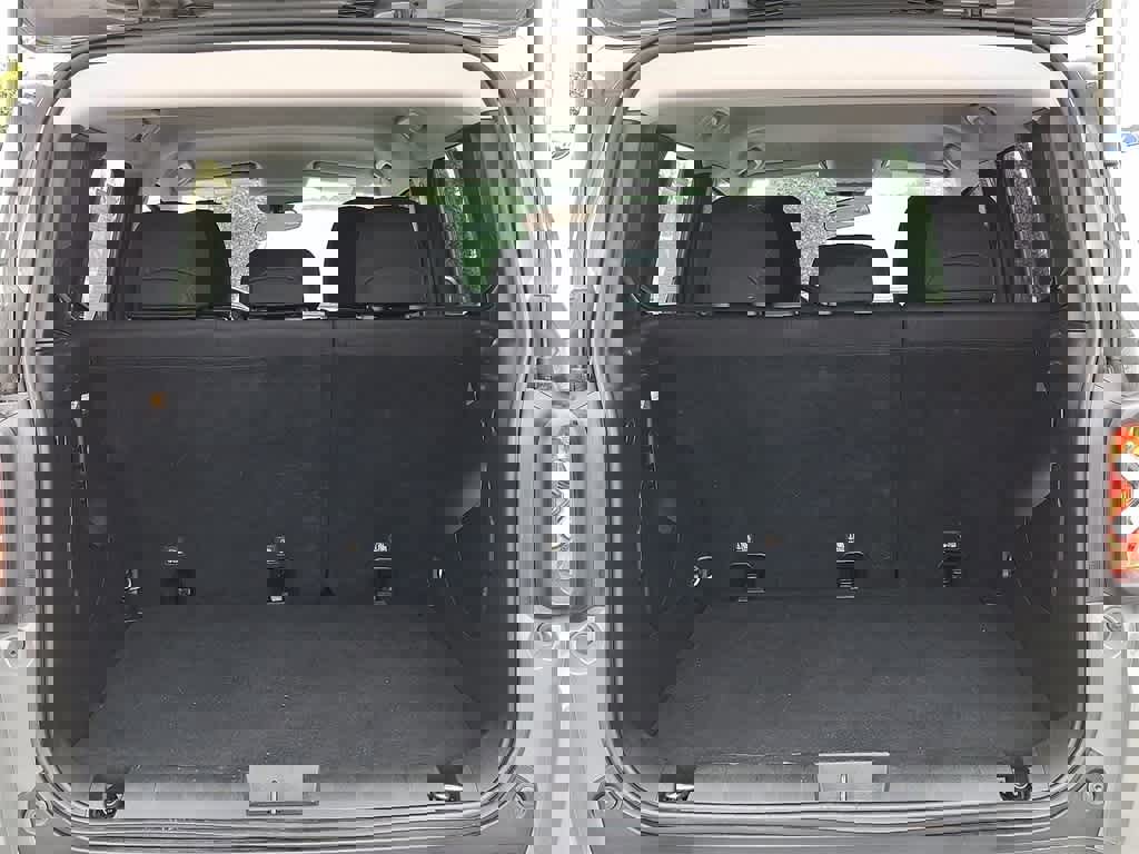 Used 2020 Jeep Renegade Sport w/ Sport Appearance Group image 29