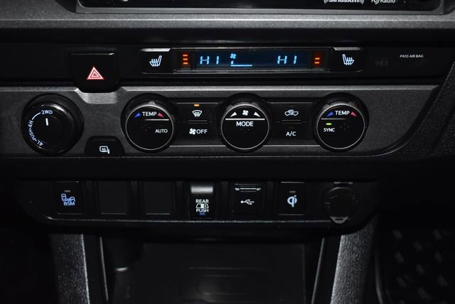 Used 2020 Toyota Tacoma TRD Sport image 19