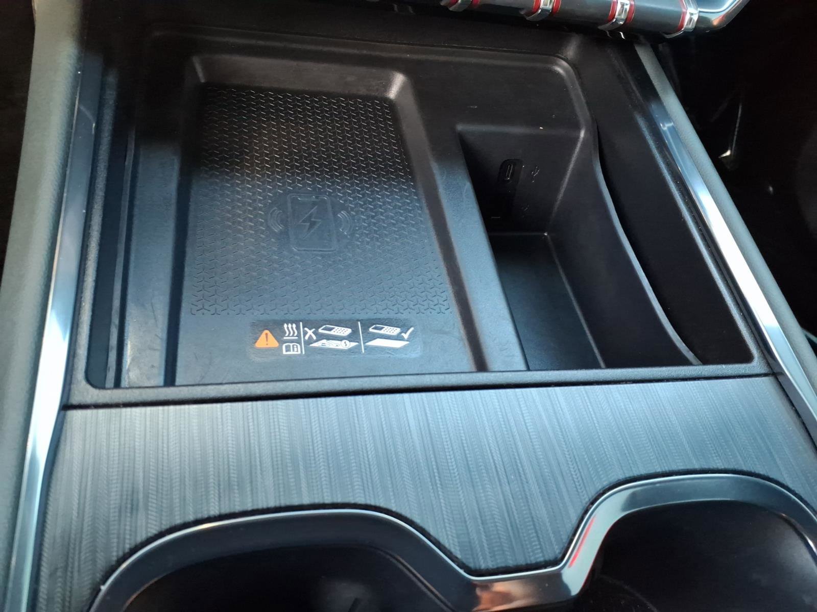 Used 2024 GMC Acadia AT4 image 35