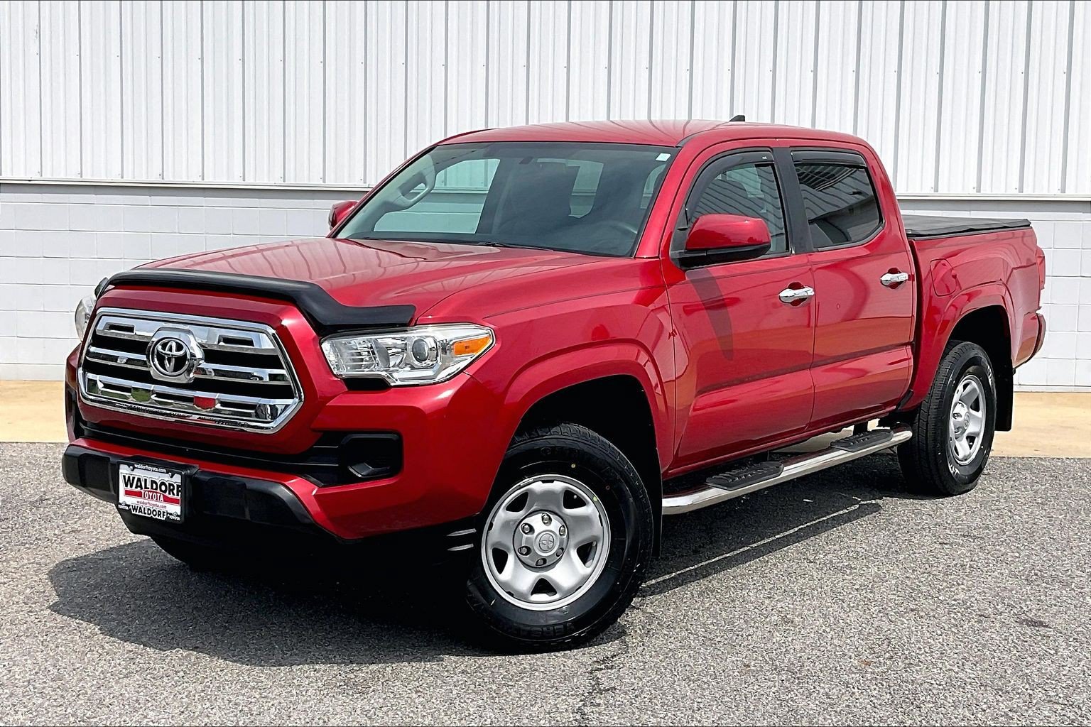 Used 2017 Toyota Tacoma SR w/ Tow Package AWD/4WD image 2