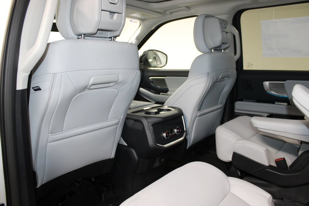 New 2027 Ford Expedition Platinum RWD image 20