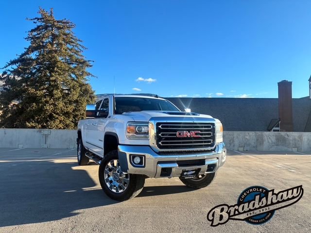 Used 2018 GMC Sierra 2500 SLT w/ Duramax Plus Package image 2