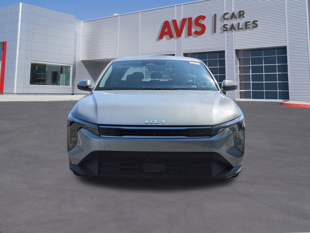 Used 2025 Kia K4 LXS image 2