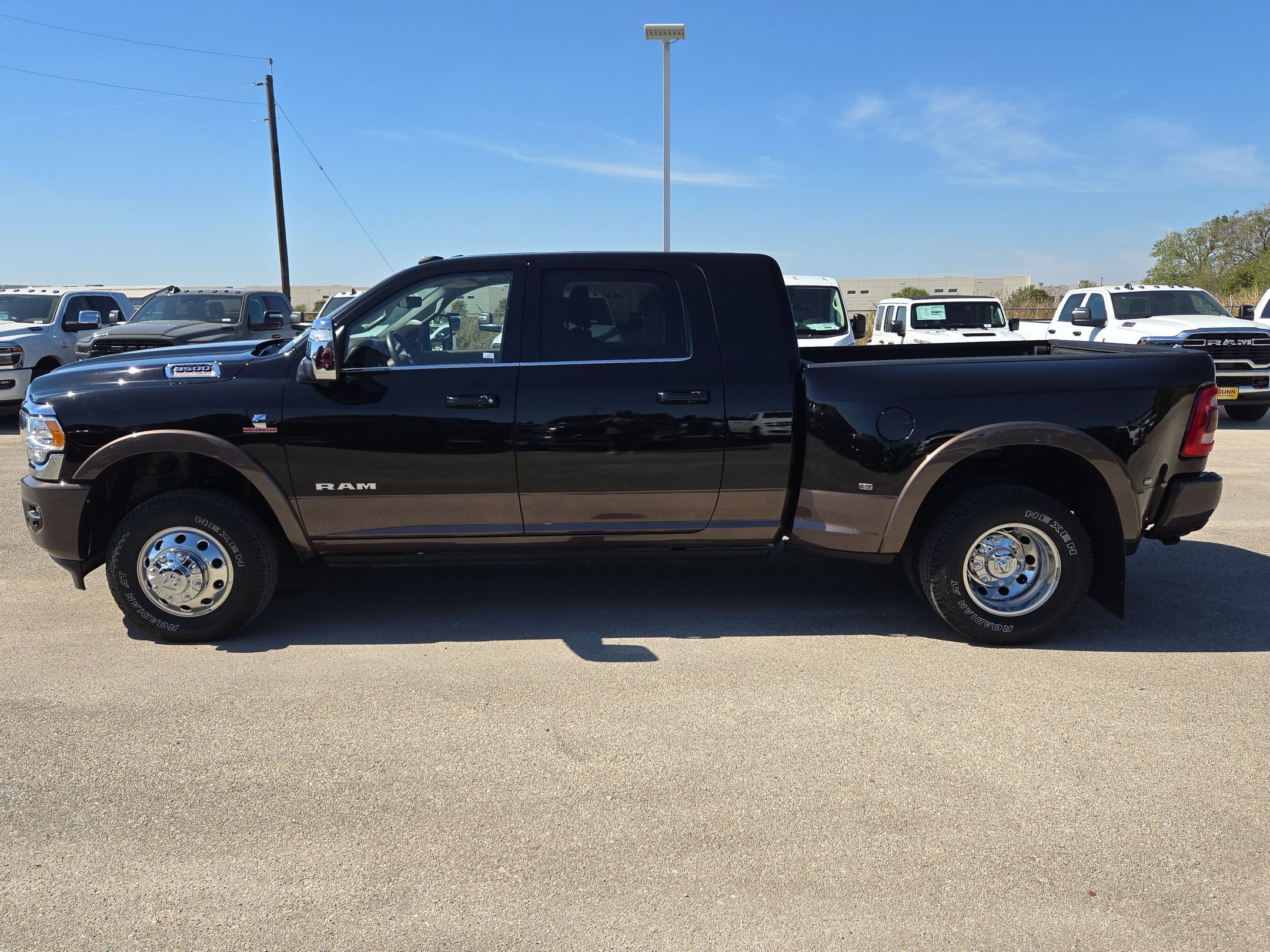 Used 2024 RAM 3500 Limited w/ Safety Group AWD/4WD image 6
