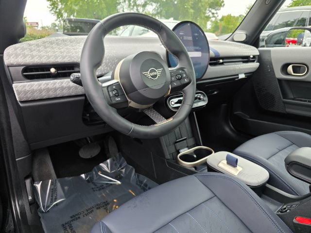 Used 2025 MINI Cooper S FWD image 5