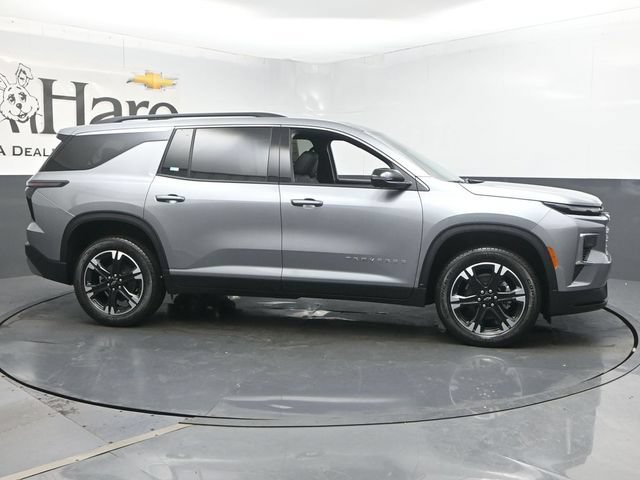 New 2027 Chevrolet Traverse LT w/ Sun and Wheel Package FWD image 1