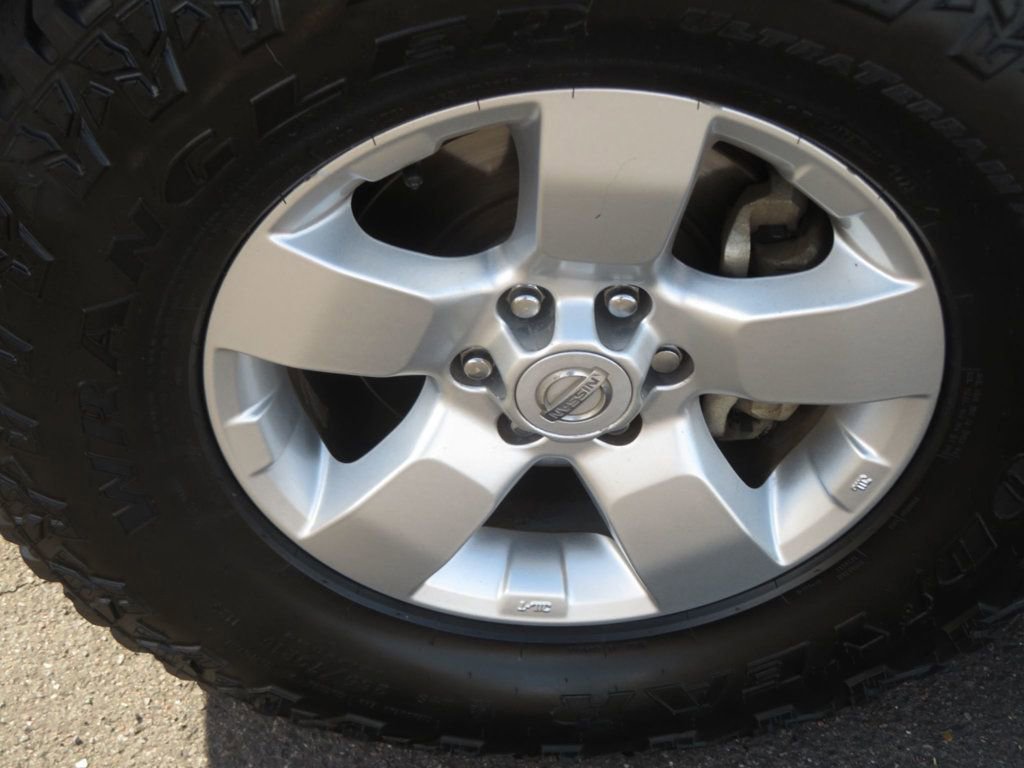 Used 2013 Nissan Frontier SV w/ SV Value Truck Pkg image 16