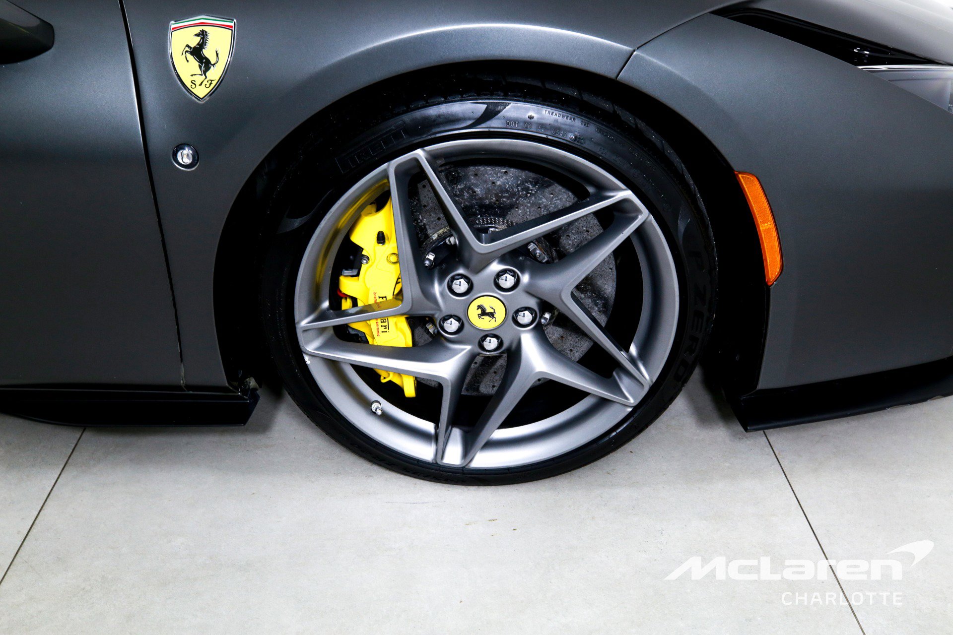 Used 2022 Ferrari F8 Tributo RWD image 27