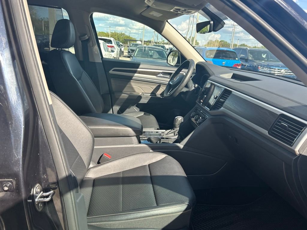 Certified 2023 Volkswagen Atlas SE image 33