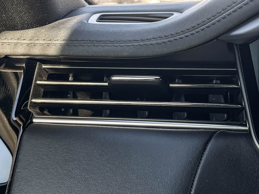 Used 2023 Land Rover Range Rover Sport SE image 45