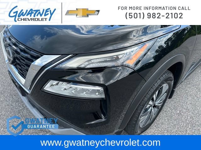 Used 2022 Nissan Rogue SV FWD image 14