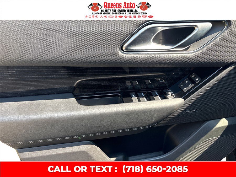 Used 2018 Land Rover Range Rover Velar S AWD/4WD image 23