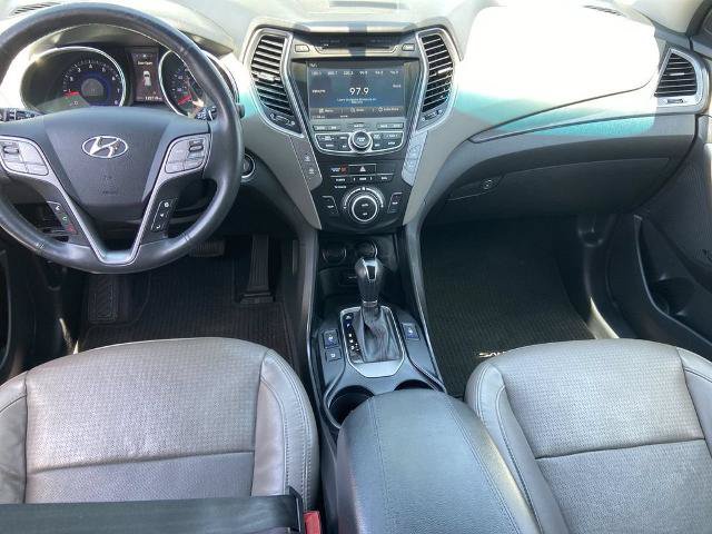 Used 2016 Hyundai Santa Fe Sport 2.0T w/ Option Group 05 FWD image 16