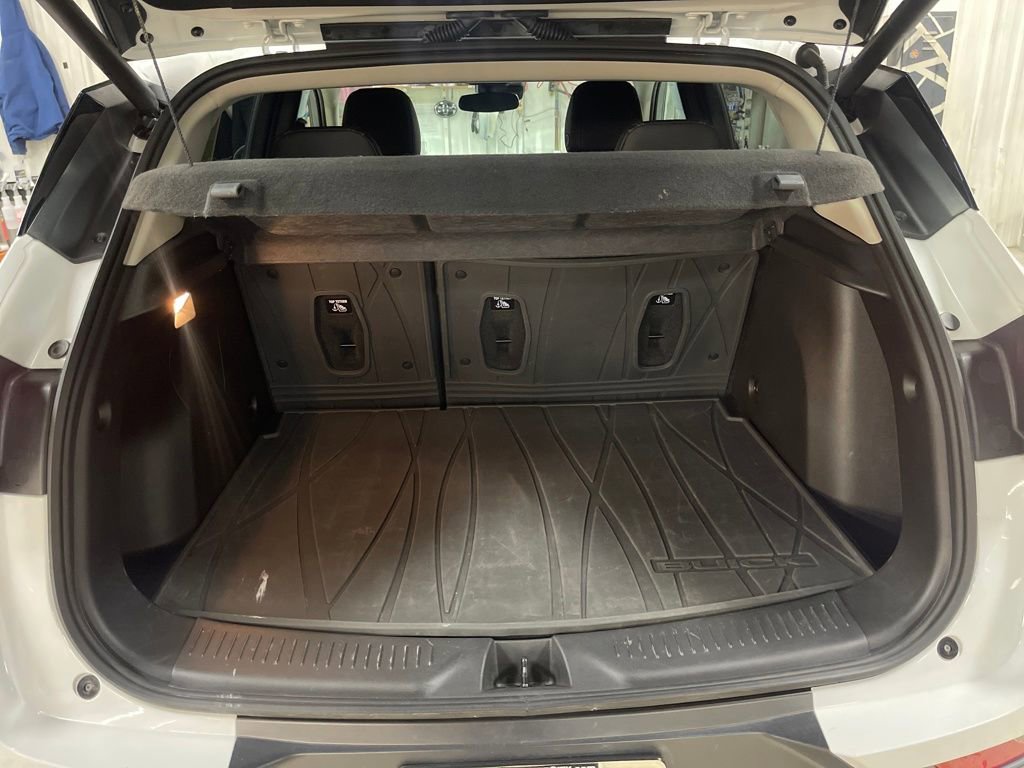 Certified 2021 Buick Encore GX Essence w/ Advanced Technology Package image 23