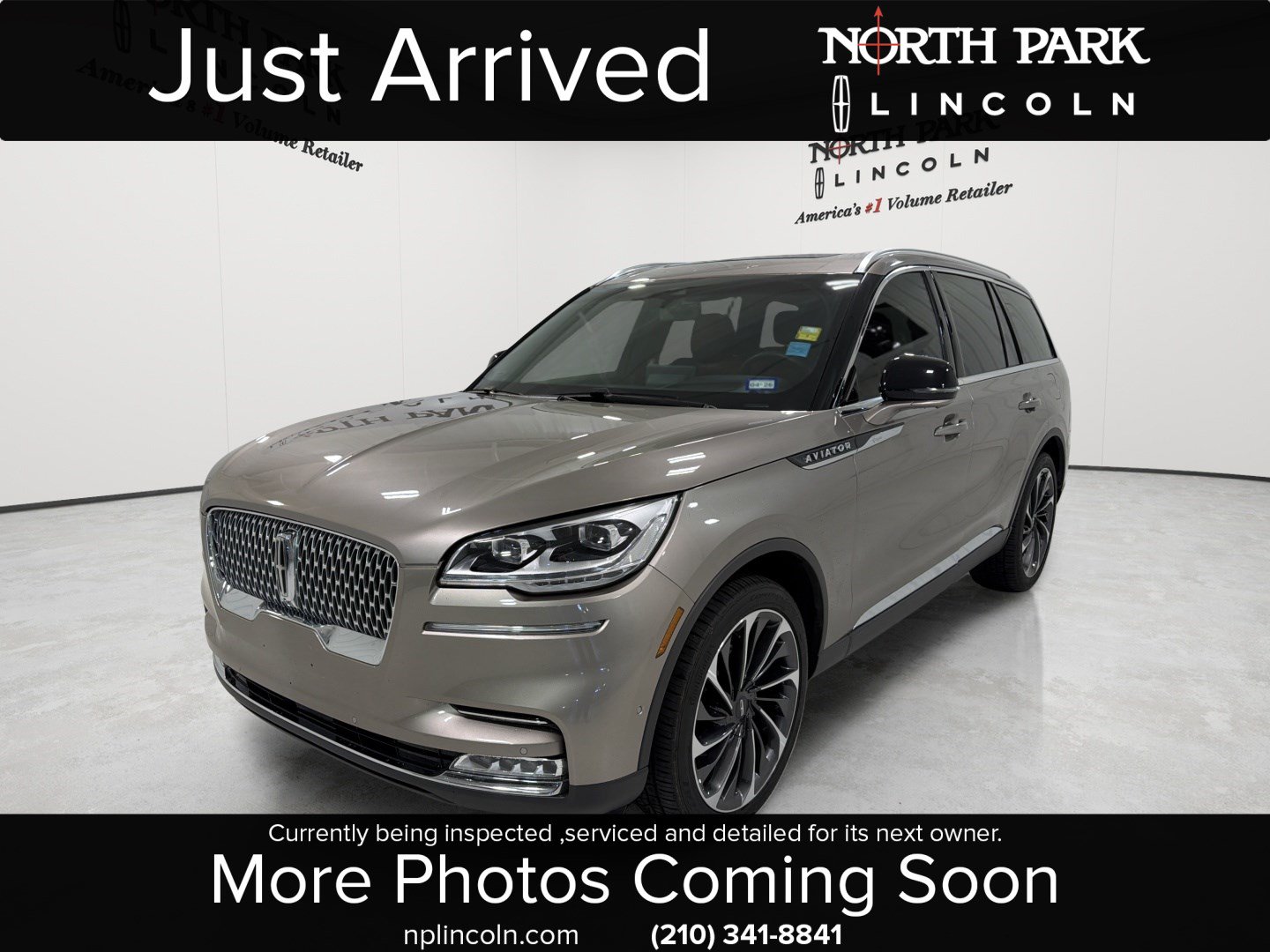 Used 2021 Lincoln Aviator Reserve w/ Equipment Group 202A AWD/4WD image 1