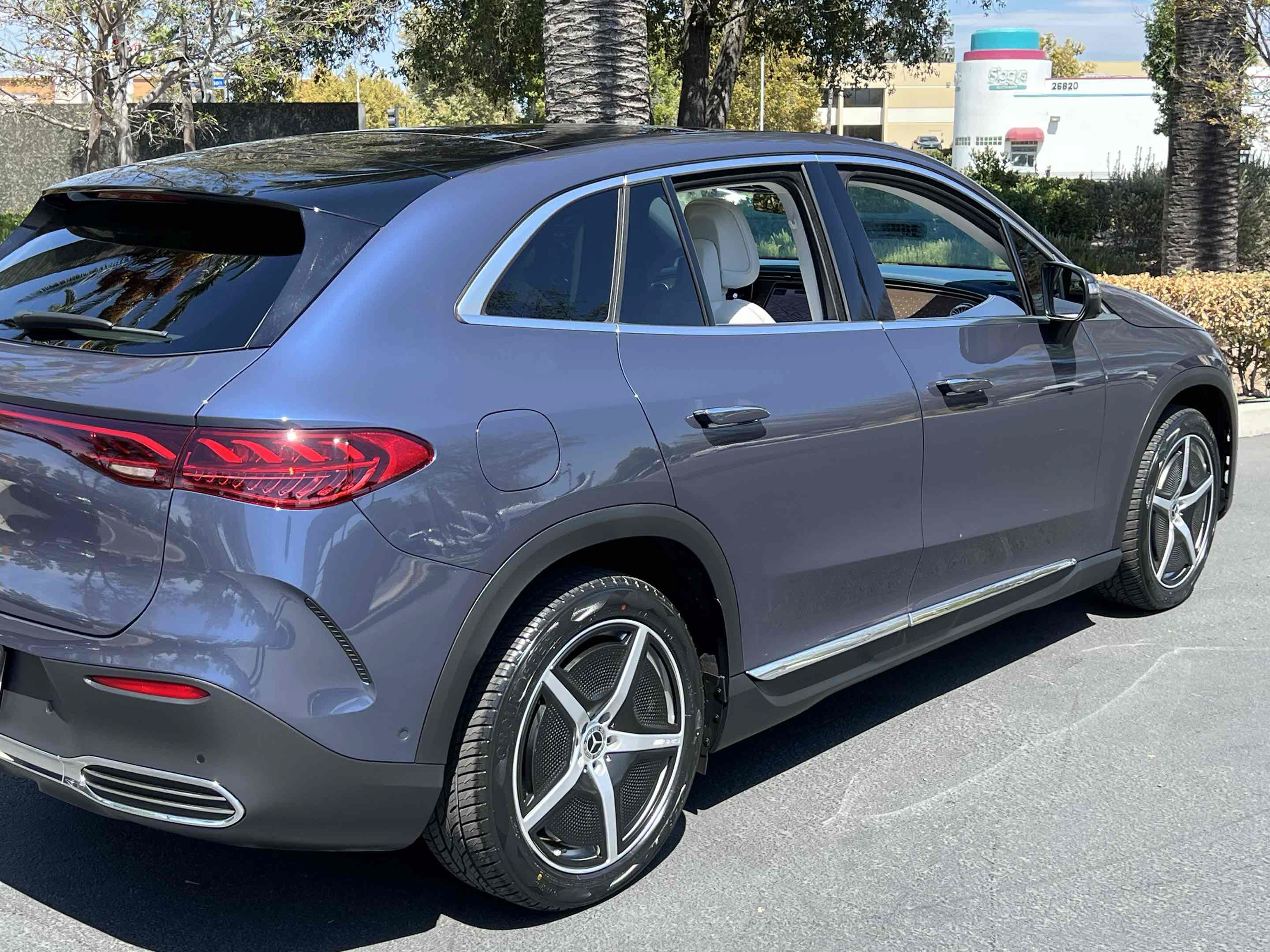 Used 2023 Mercedes-Benz EQE 350+ SUV w/ AMG Line Exterior Package image 45