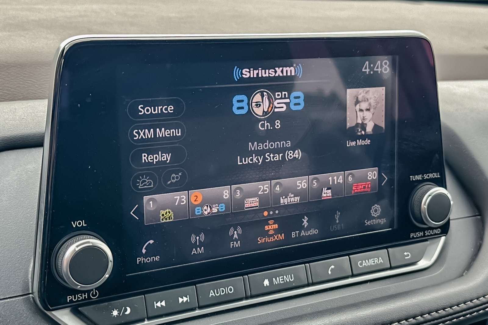 Used 2023 Nissan Rogue SV image 18