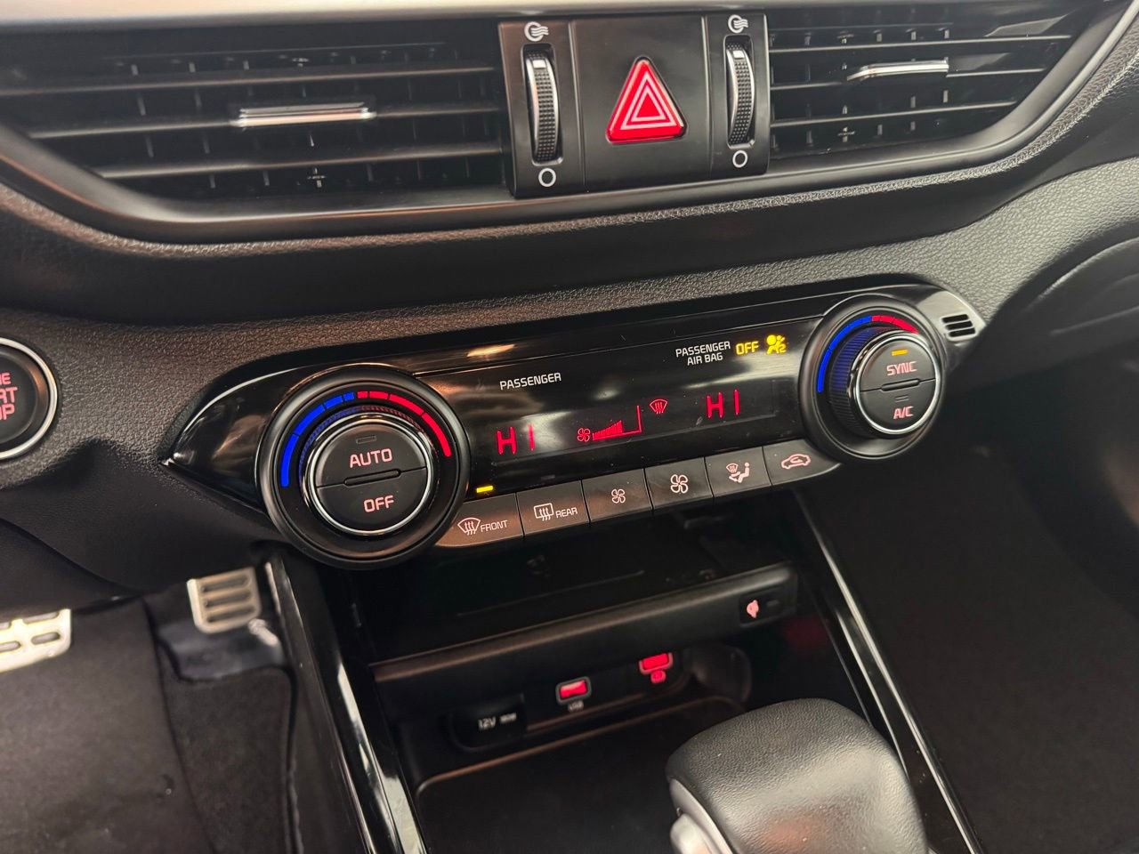 Used 2024 Kia Forte GT image 17