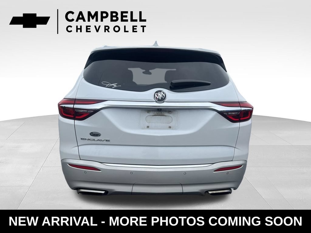 Used 2020 Buick Enclave Essence w/ Sound and Sites Package FWD image 4