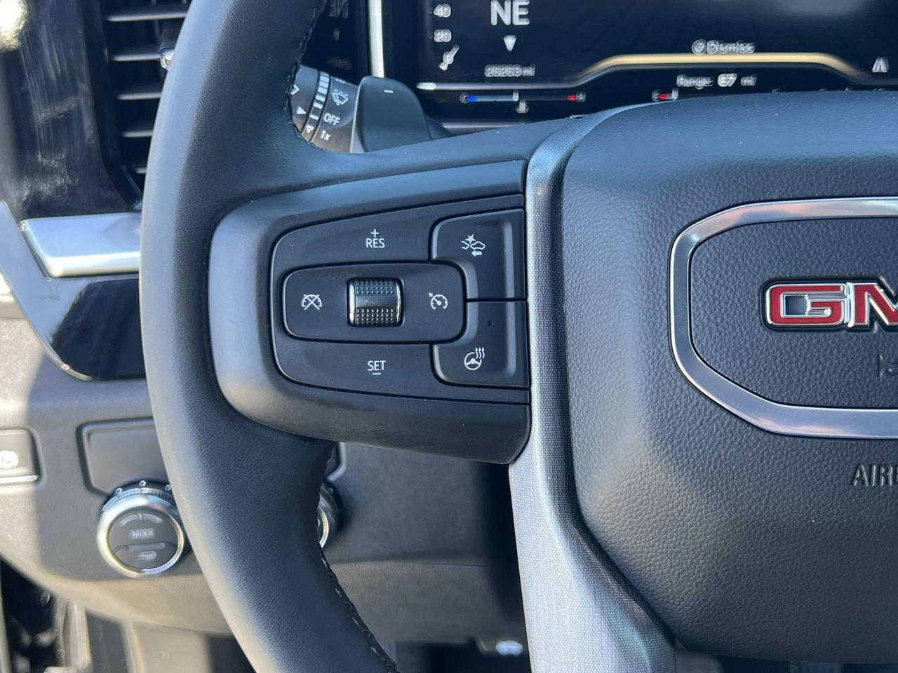 Used 2024 GMC Sierra 1500 Elevation w/ Elevation Premium Package image 13