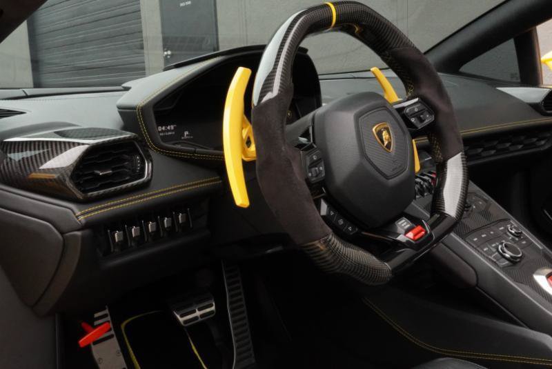 Used 2016 Lamborghini Huracan LP 610-4 AWD/4WD image 28