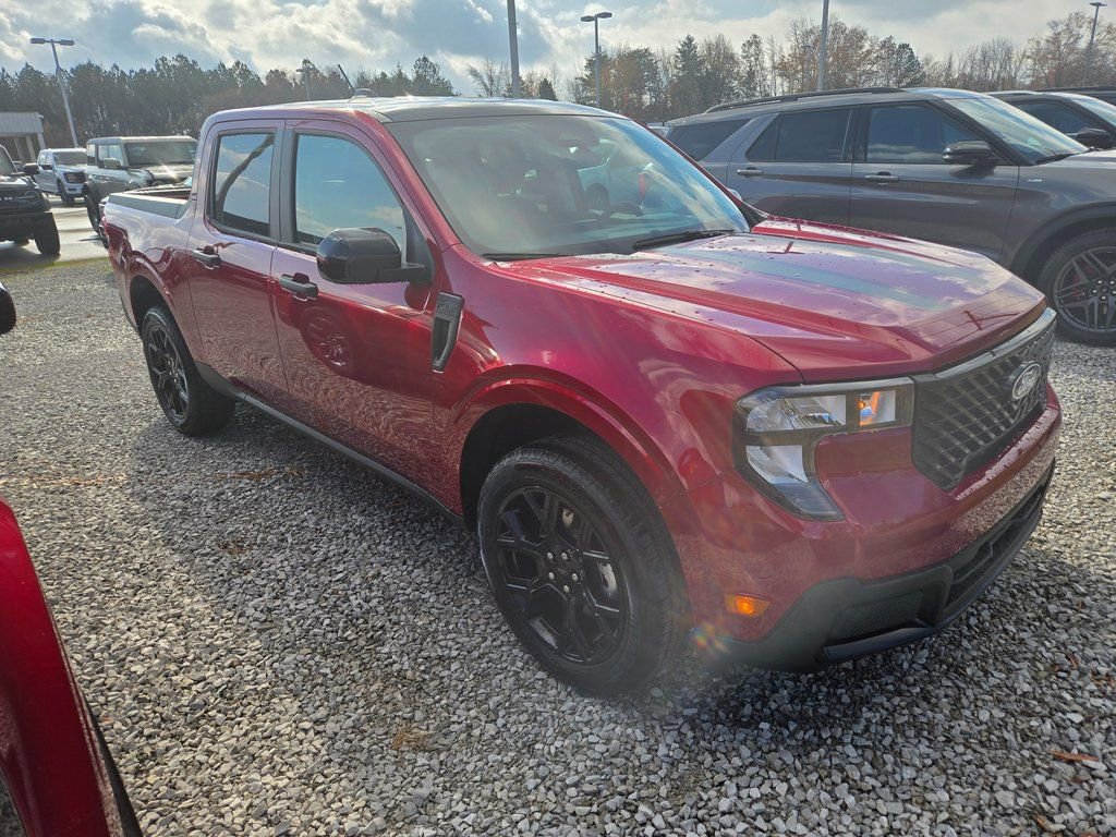 New 2025 Ford Maverick XLT w/ XLT Luxury Package image 2