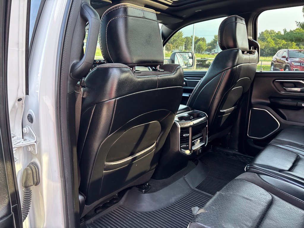 Used 2023 RAM 1500 Laramie AWD/4WD image 18