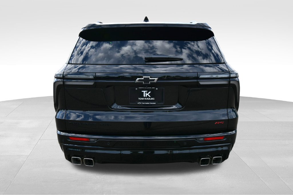 Used 2026 Chevrolet Traverse RS AWD/4WD image 6