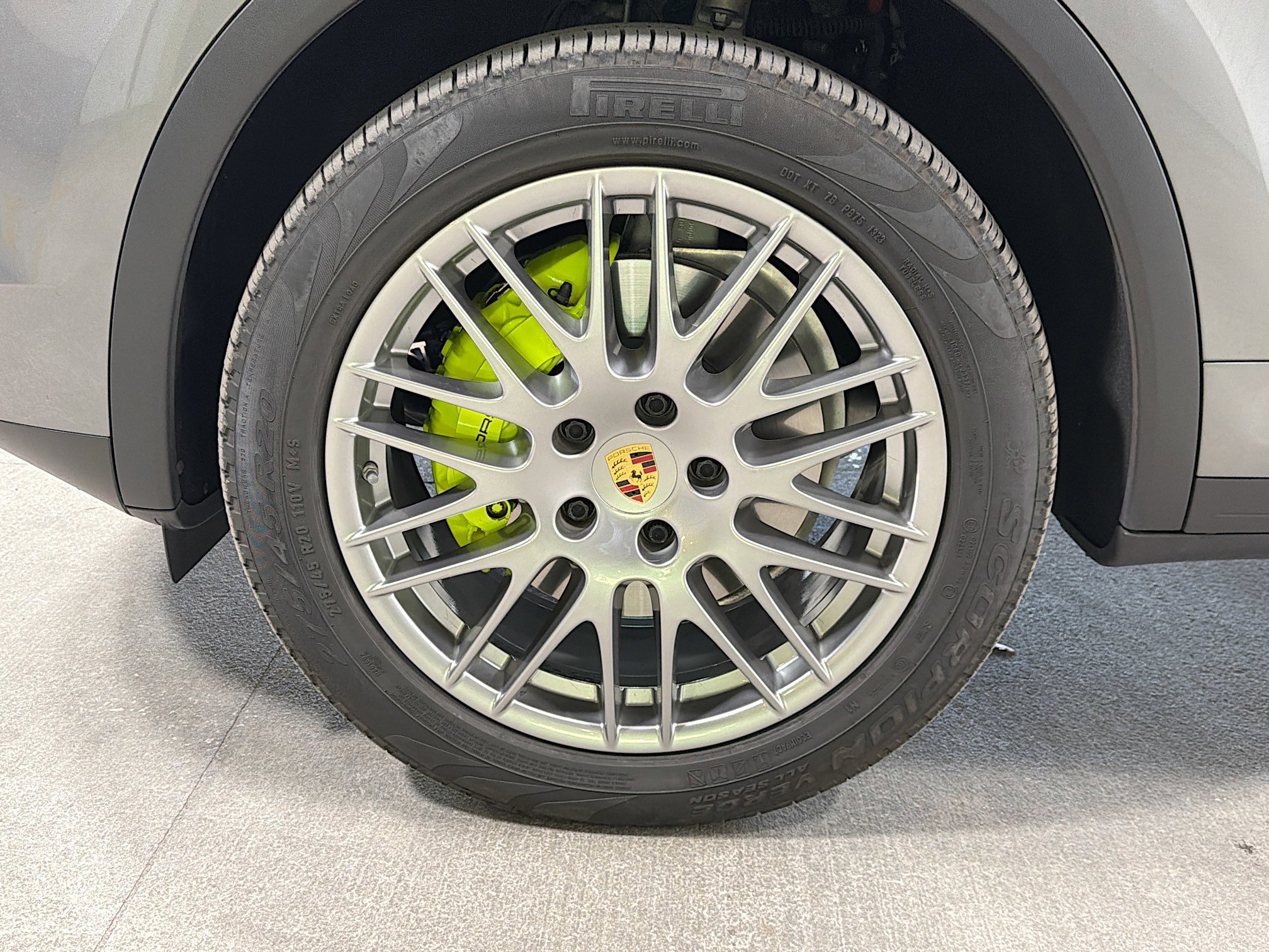 Certified 2016 Porsche Cayenne S AWD/4WD image 40