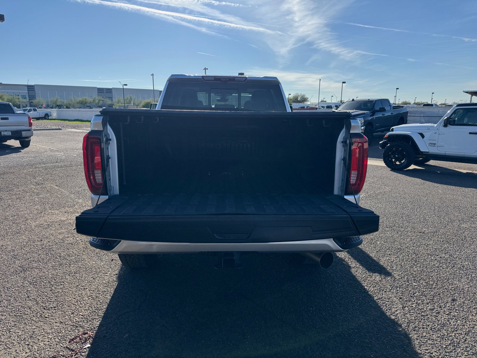 Used 2022 GMC Sierra 3500 Denali w/ Denali Ultimate Package image 28