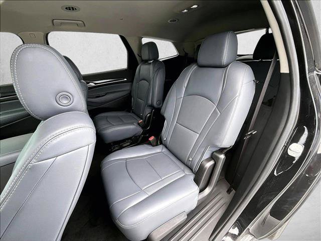 Used 2020 Buick Enclave Essence w/ Sport Touring Edition FWD image 28