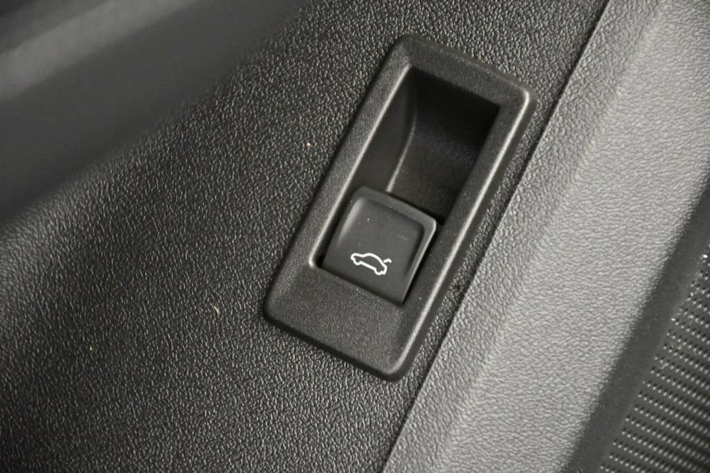 Used 2025 Audi Q5 Premium Plus w/ Premium Plus AWD/4WD image 35