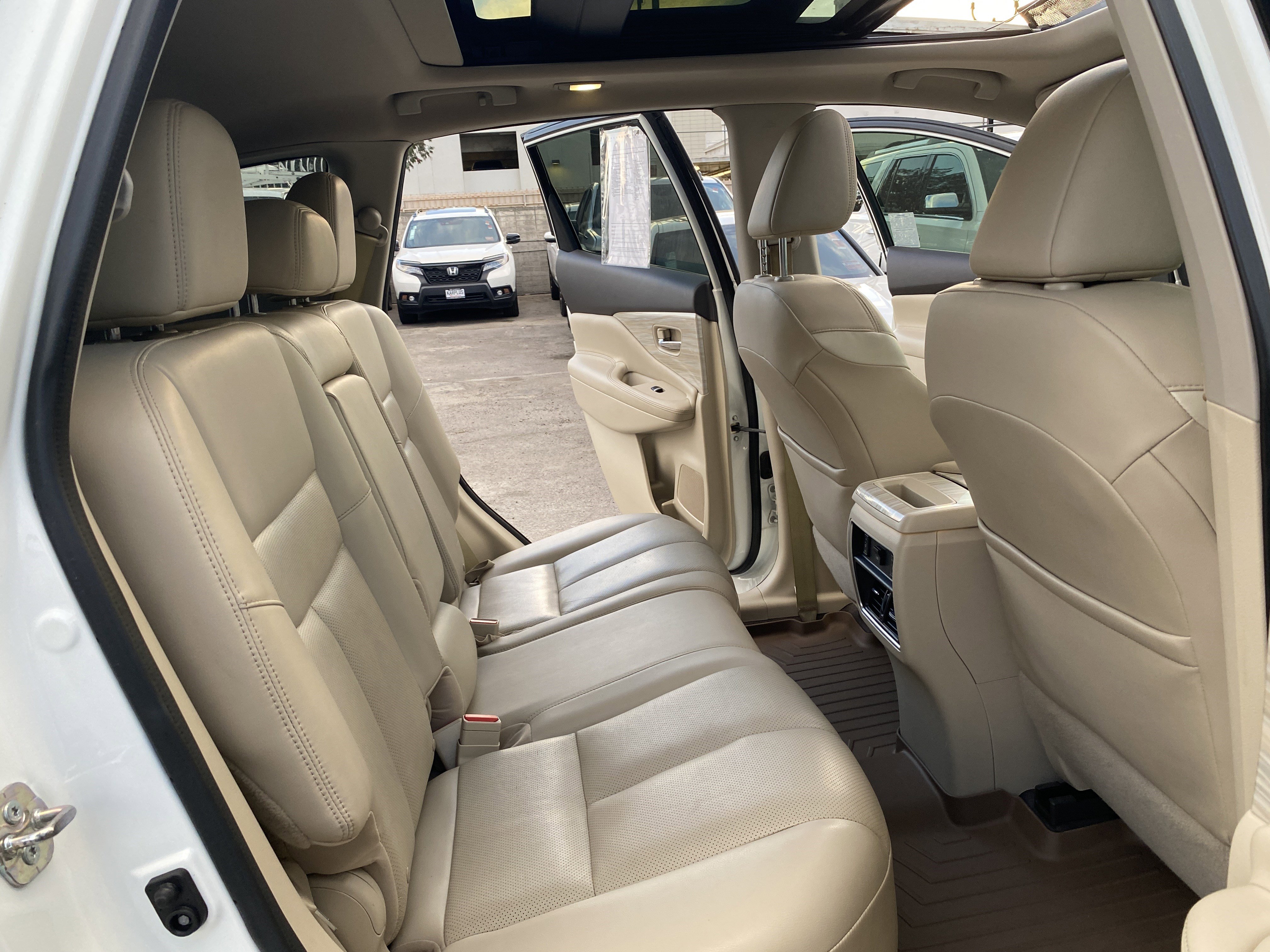 Used 2018 Nissan Murano Platinum w/ Cargo Package image 21