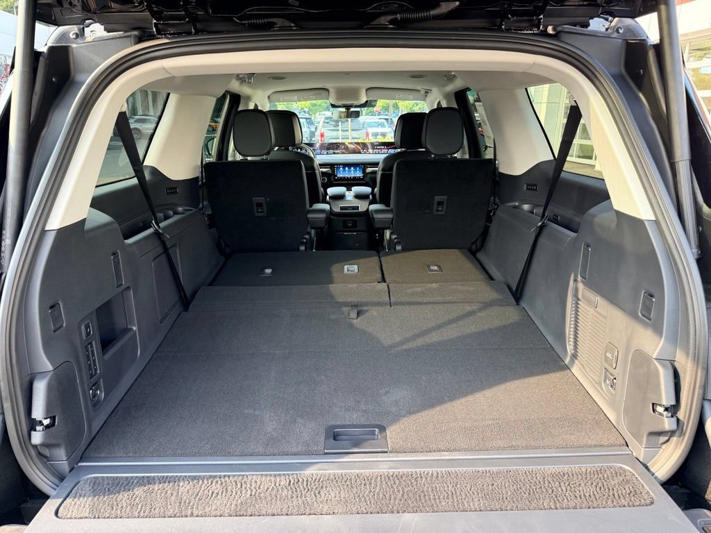 New 2027 Lincoln Navigator L Premier AWD/4WD image 27