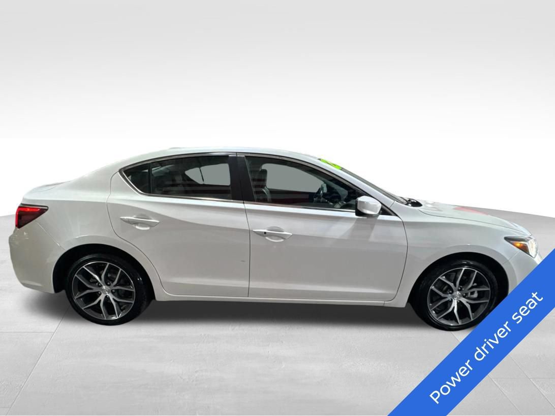 Used 2021 Acura ILX w/ Premium Package FWD image 4