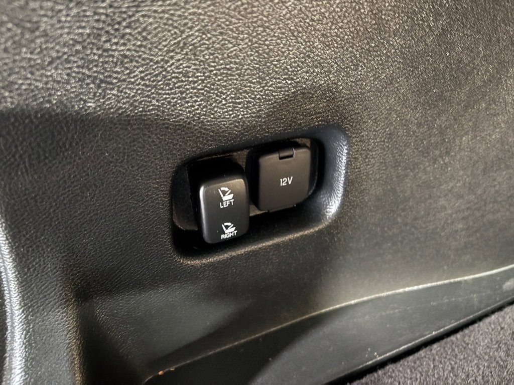 Used 2021 Ford Edge SEL w/ Convenience Package image 28