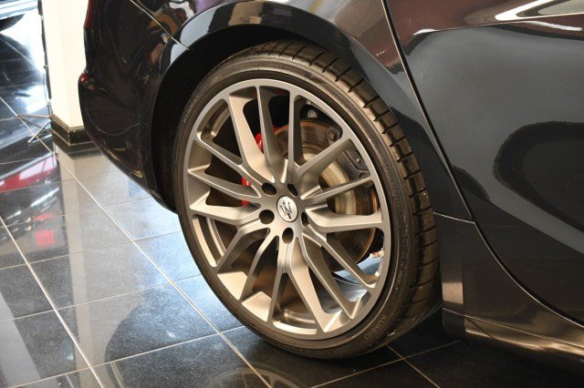 Used 2022 Maserati Ghibli Modena Q4 AWD/4WD image 46