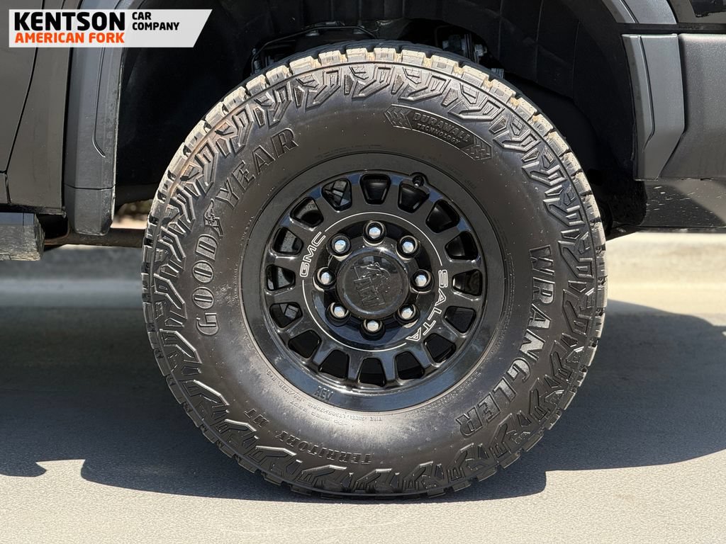 Used 2024 GMC Sierra 2500 AT4X w/ AT4X AEV Edition AWD/4WD image 11
