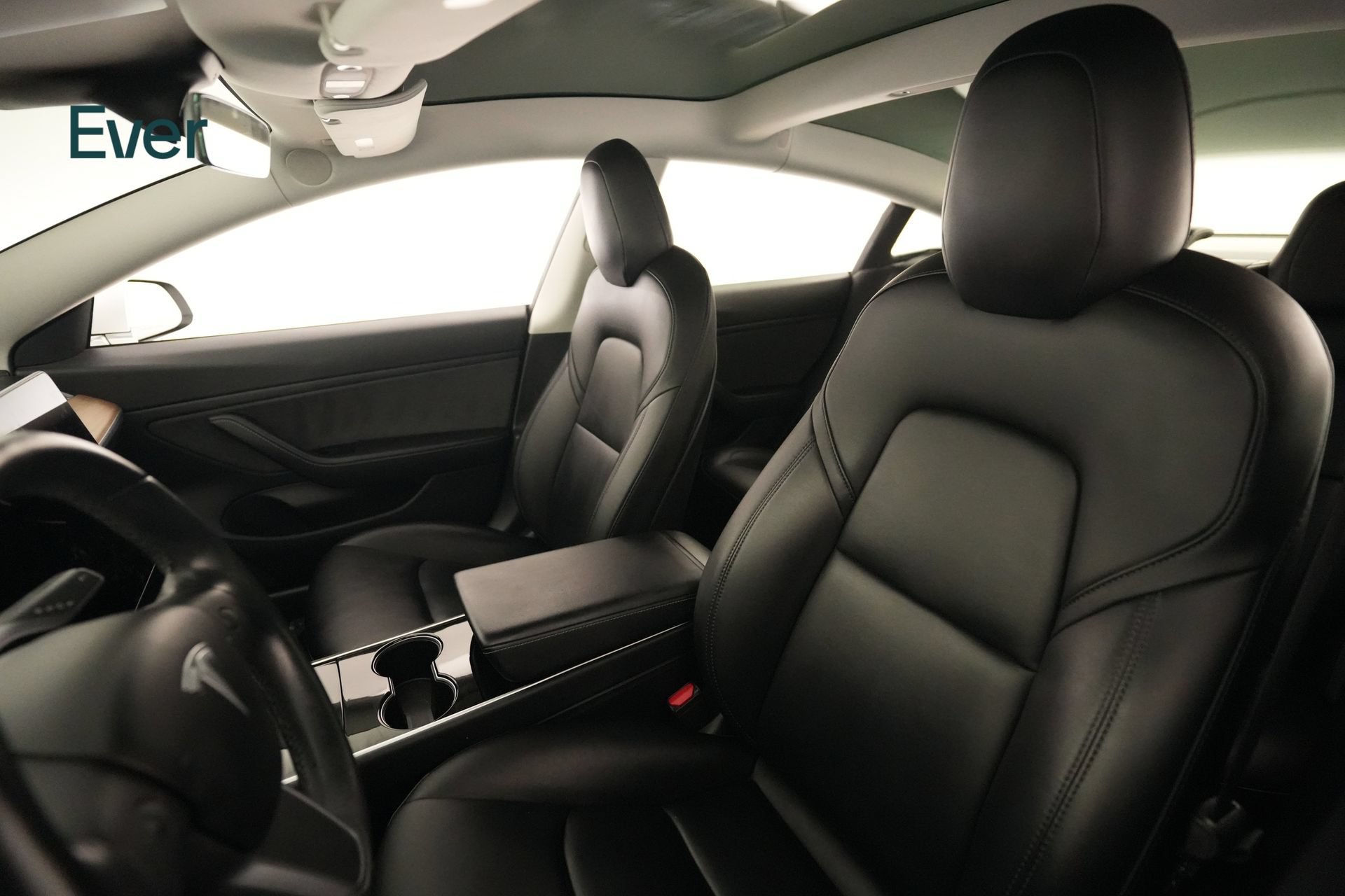 Used 2018 Tesla Model 3 Mid Range RWD image 4