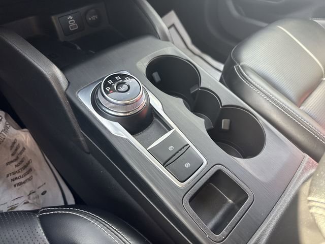 Used 2024 Ford Escape Platinum image 19