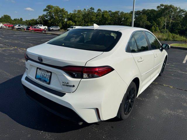Certified 2024 Toyota Corolla XLE FWD image 3